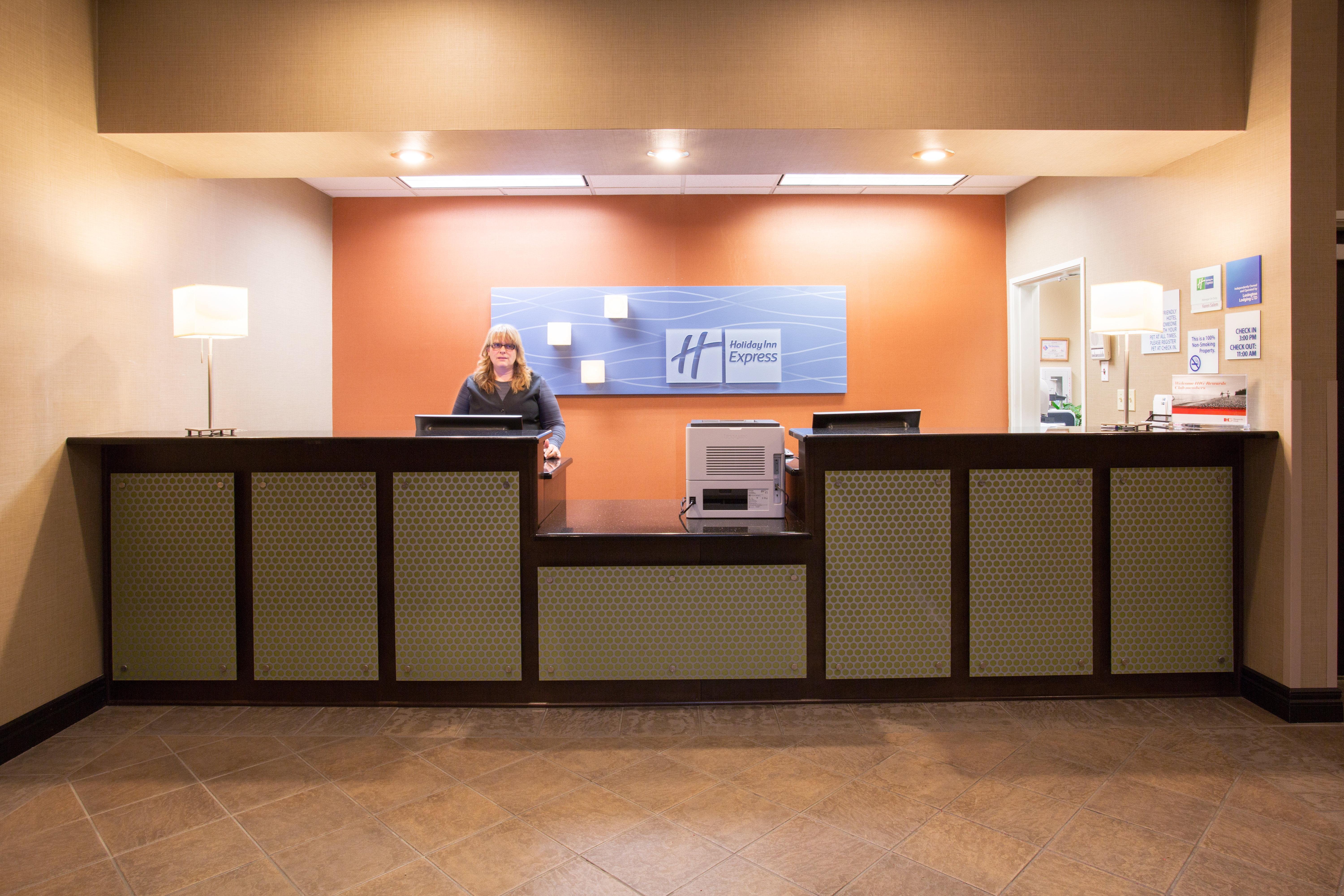 Holiday Inn Express Hotel & Suites Lexington By Ihg Eksteriør bilde