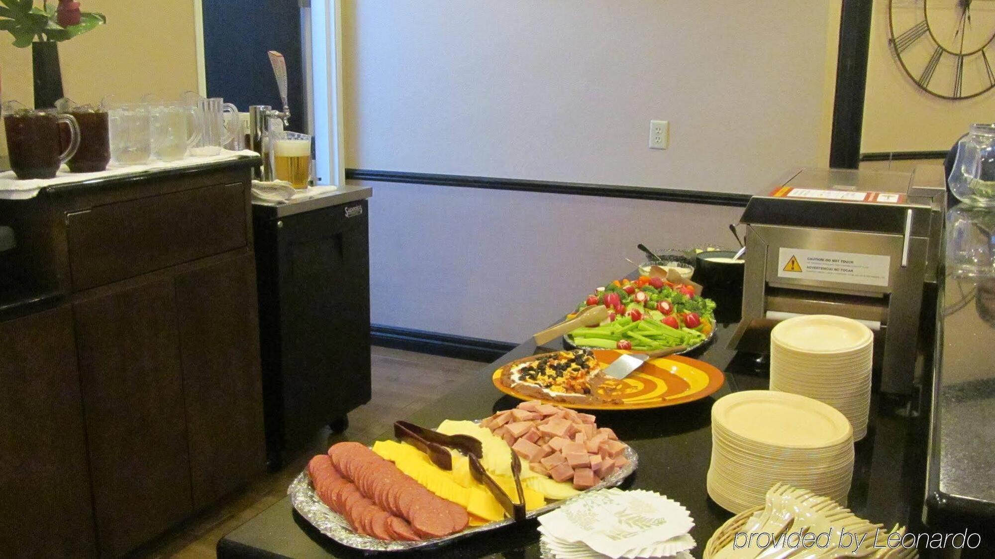 Holiday Inn Express Hotel & Suites Lexington By Ihg Eksteriør bilde