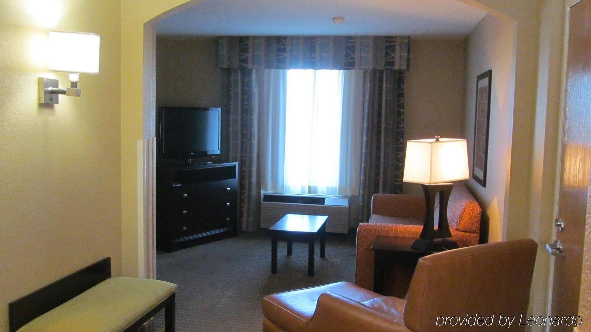 Holiday Inn Express Hotel & Suites Lexington By Ihg Eksteriør bilde