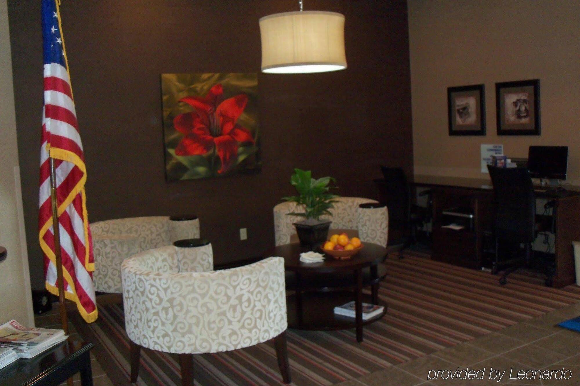 Holiday Inn Express Hotel & Suites Lexington By Ihg Eksteriør bilde
